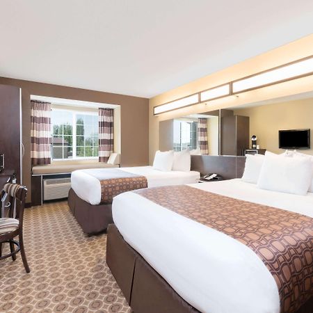 Microtel Inn & Suites By Wyndham Dickinson Exterior foto