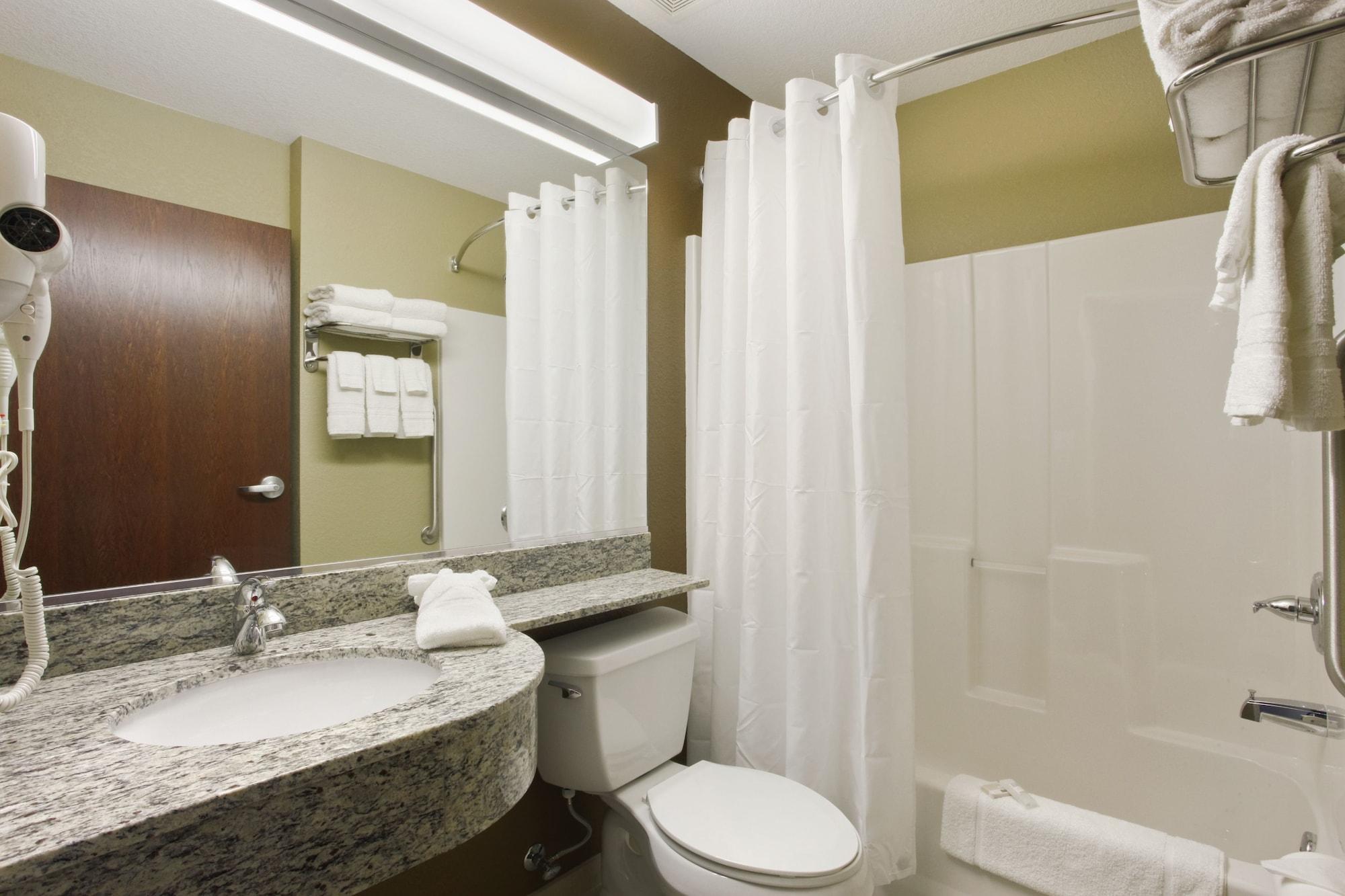 Microtel Inn & Suites By Wyndham Dickinson Quarto foto