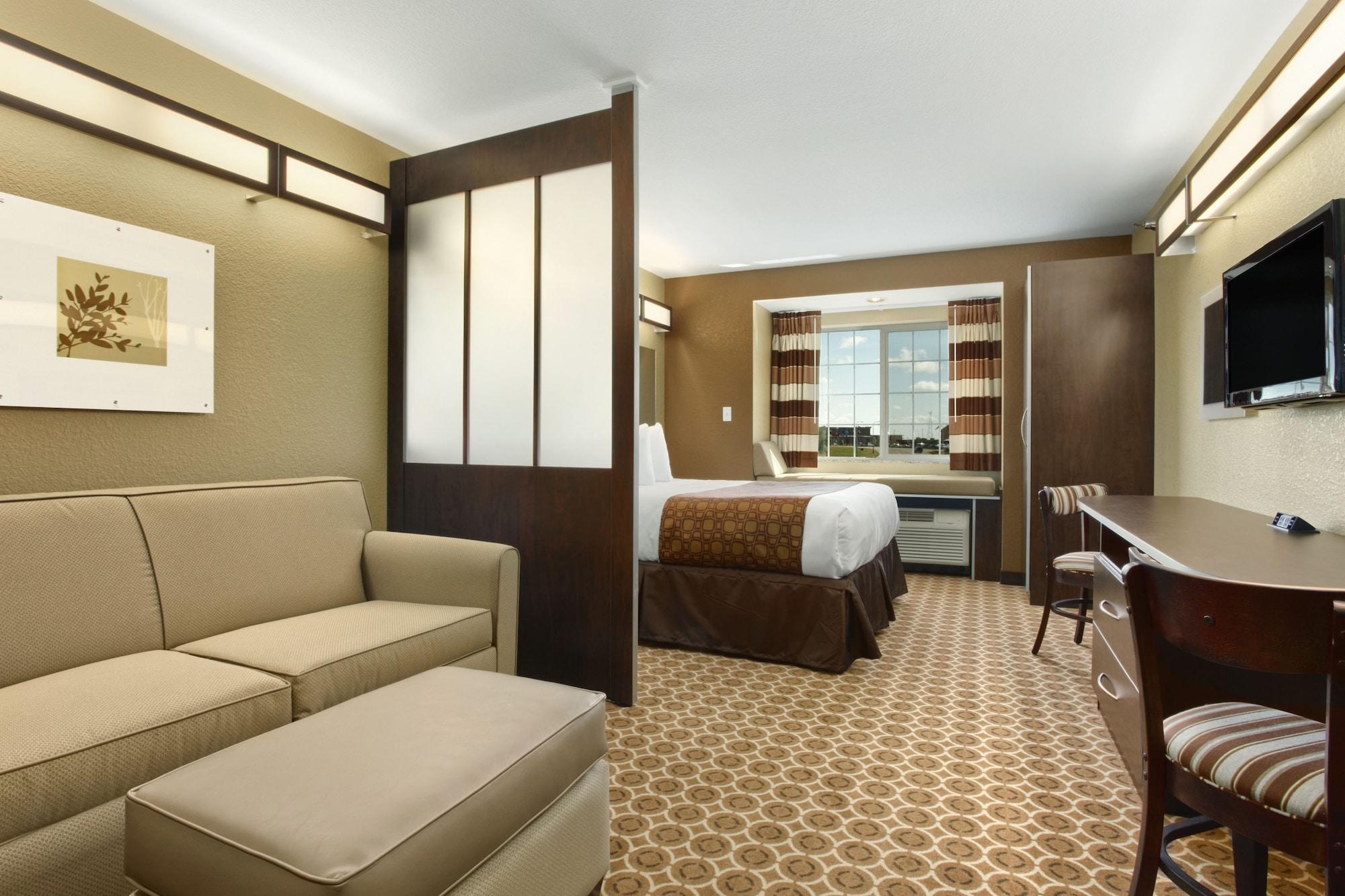 Microtel Inn & Suites By Wyndham Dickinson Exterior foto
