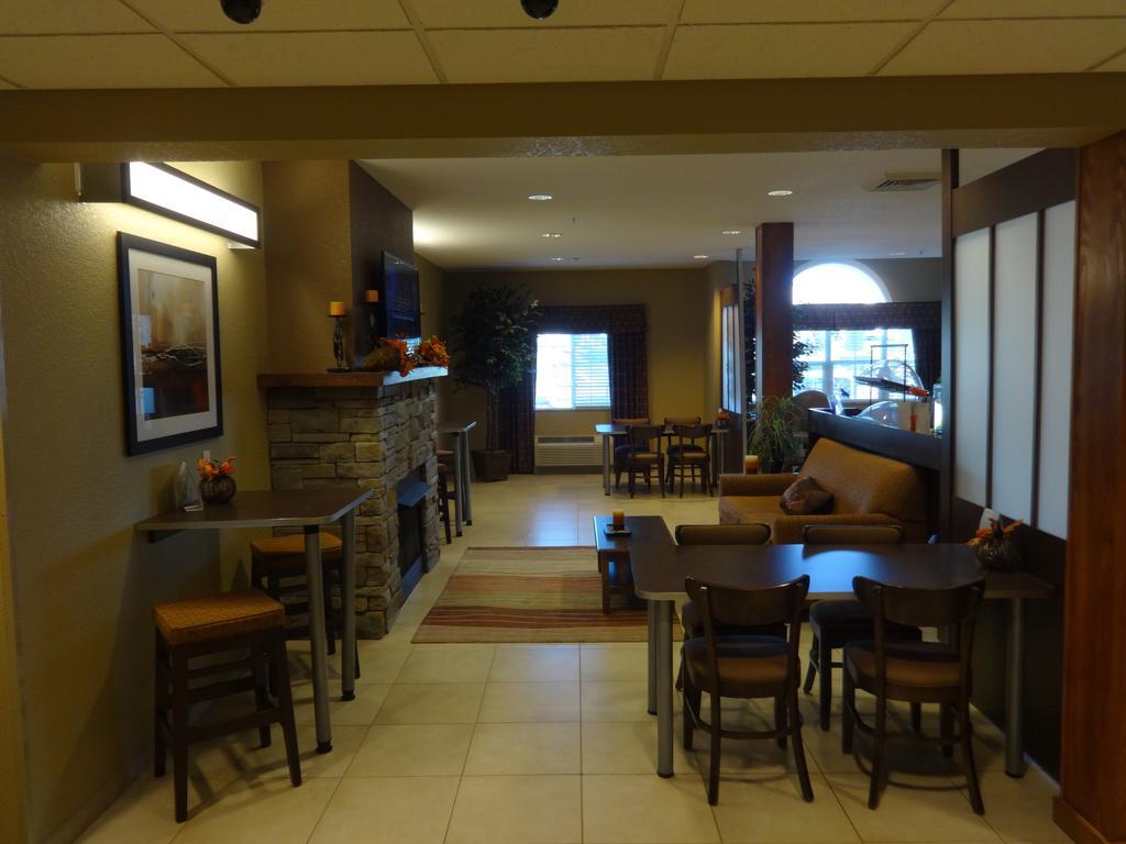 Microtel Inn & Suites By Wyndham Dickinson Exterior foto