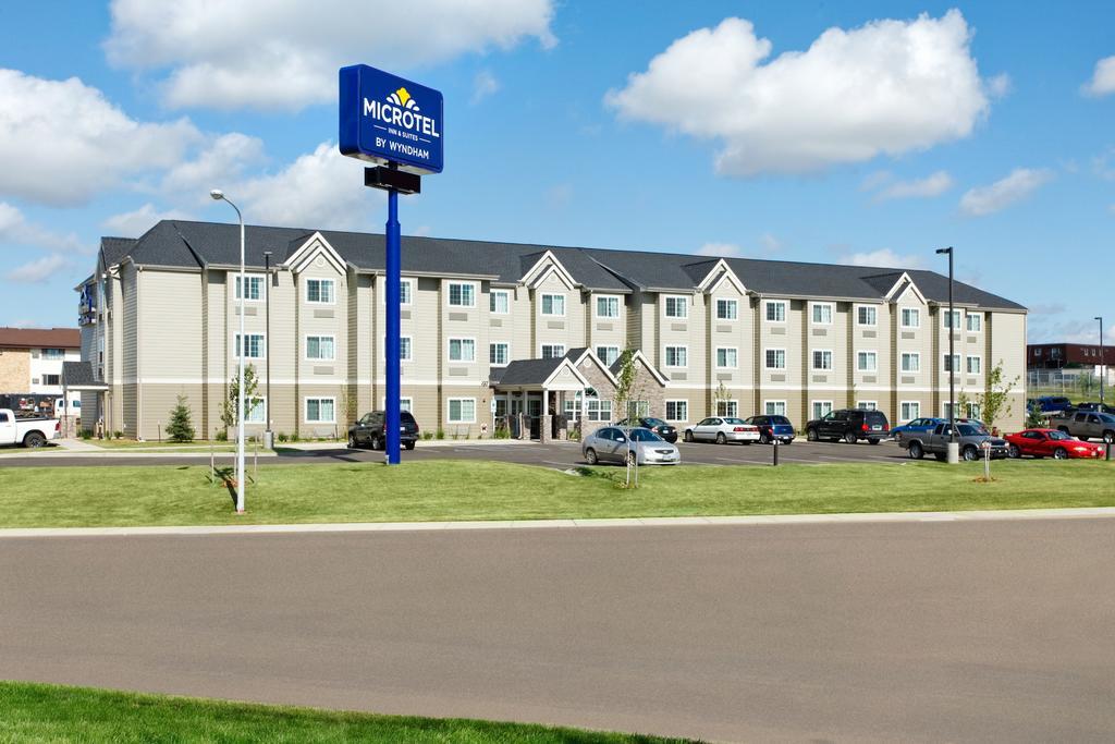 Microtel Inn & Suites By Wyndham Dickinson Exterior foto